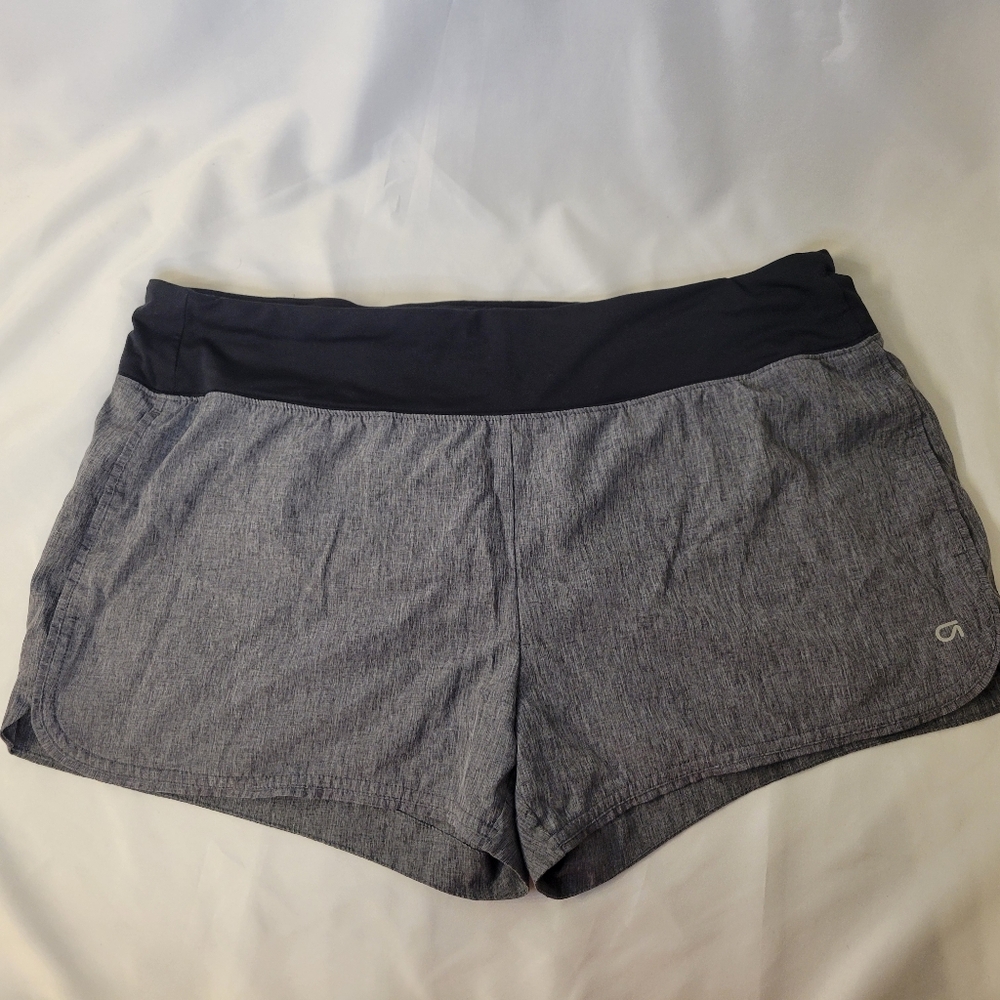 Gap Fit GStep Gray Running Shorts with Lining Women’s
